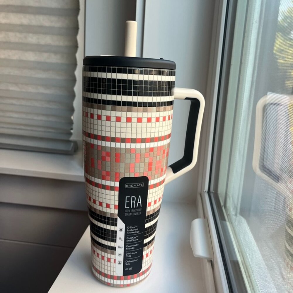 NWT Brumate 40oz Era, BLACK MOTIF - LIMITED EDITION ANTHROPOLOGIE EXCLUSIVE